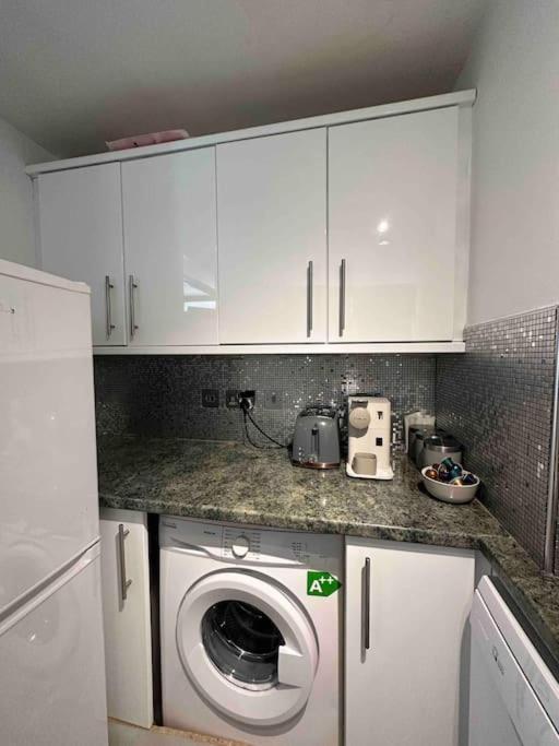 Lovely Duplex Apartment In Edinburgh City Centre Zewnętrze zdjęcie