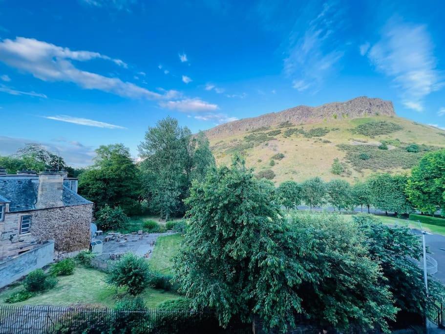 Lovely Duplex Apartment In Edinburgh City Centre Zewnętrze zdjęcie