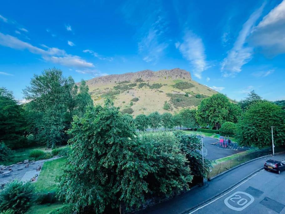 Lovely Duplex Apartment In Edinburgh City Centre Zewnętrze zdjęcie